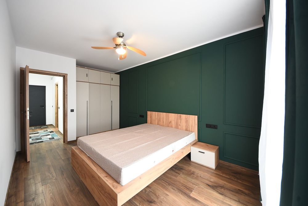 Vând sau închiriez apartament 3 camere
