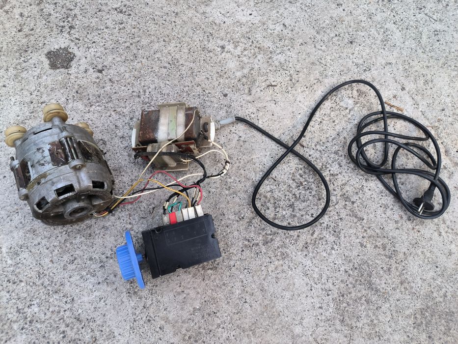 Двигатель от стиальной машинки