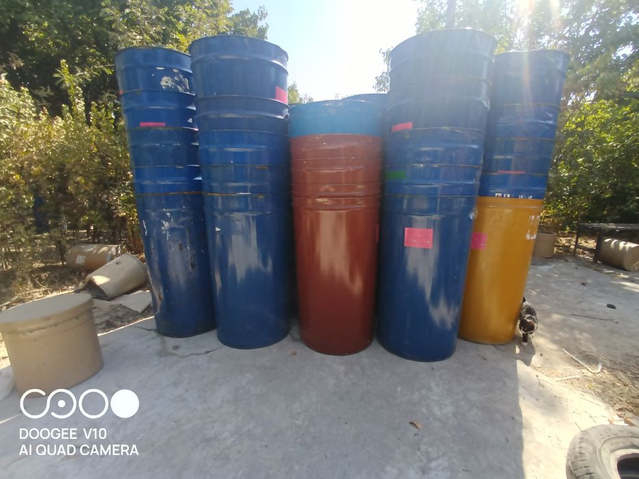 Продаются бочки 250 литров