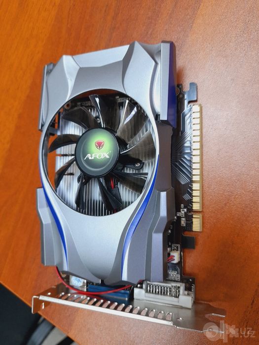 Gt 730 2gb DDR 3 в отличном состоянии