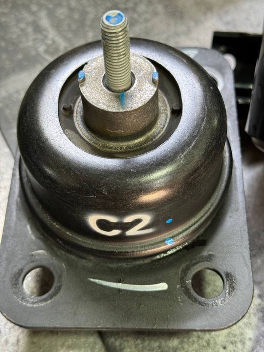 Jentra mator padushkala sotiladi GM