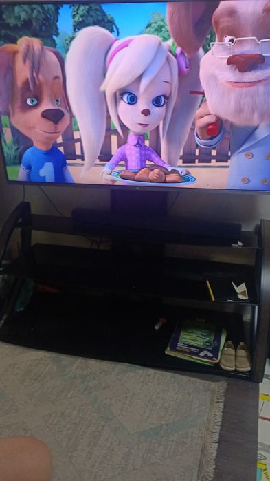 Продам тумбу для ТВ