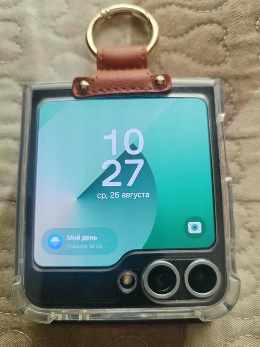 Продам Samsung Z Flip6 12/512 gb