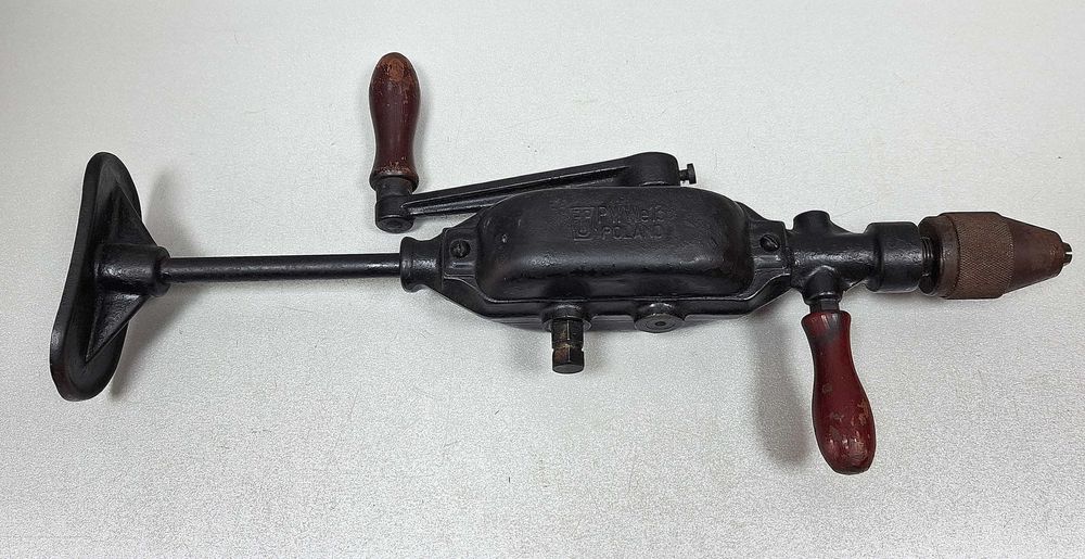 Перфектна! Ретро! Полска Ръчна Бормашина PWWe13 Poland