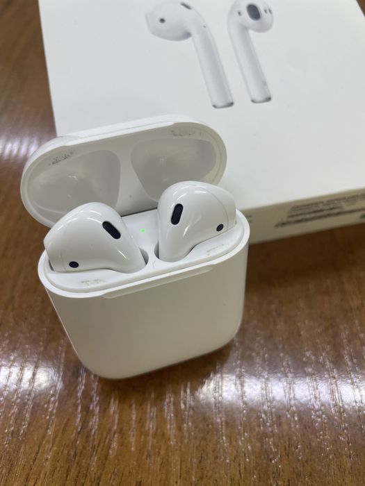 Продам наушники AirPods 2