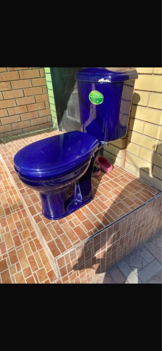 Унитаз, в хорошем состоянии