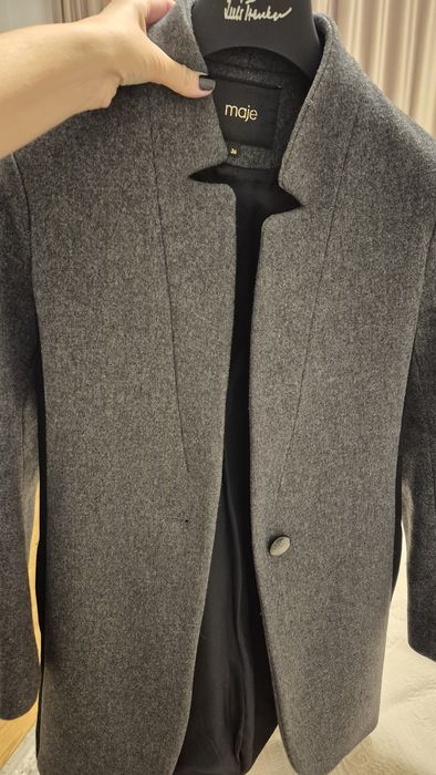 Vând palton lana 75%