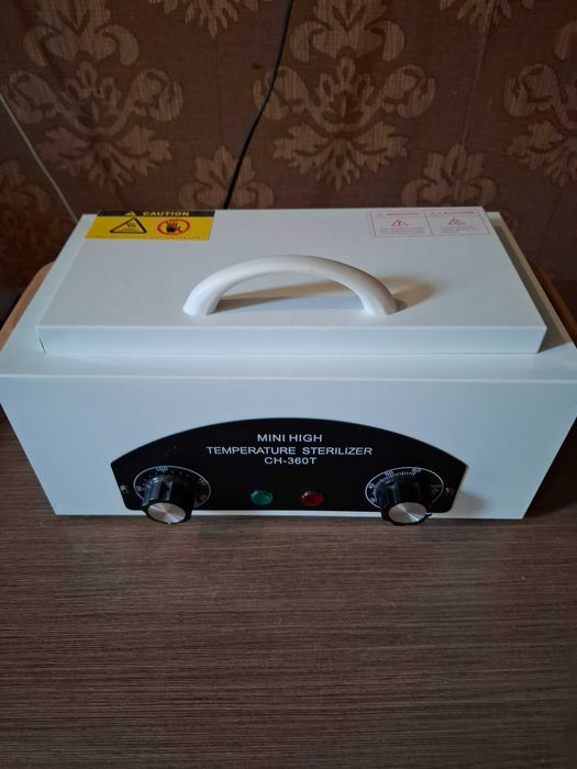 Продаю набор для маникюра