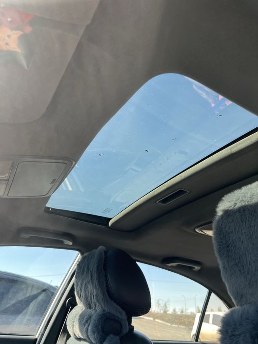 Машина на ходу торг есть.