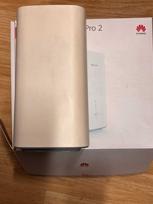 Router Huawei 5G, H122-373 WIFI+3 LAN
