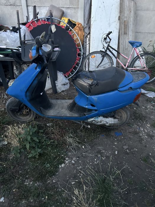 Scuter de 49 nu aprilia amigo