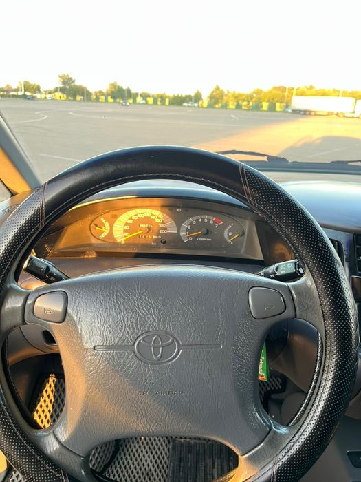 Авто тайота превиа