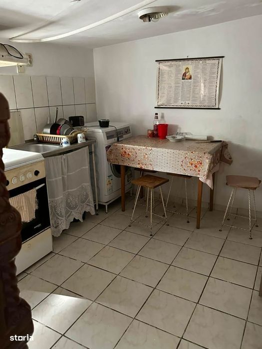 Comision Zero - Casa 3 camere Indiviziune -  strada Grivitei