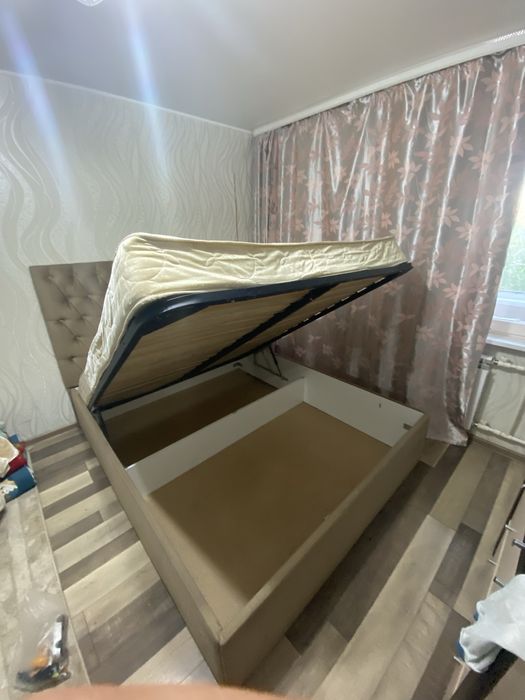 Продам двухспальная кровать
