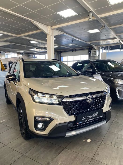 Suzuki S-Cross BLACK EDITION Signature Suzuki S-Cross 2wd 6AT