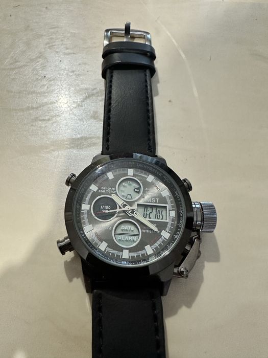 Часы мужские Amst и Qmax