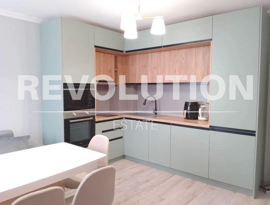 Дава се под наем Двустаен апартамент в Варна, Възраждане 4 - 55 кв.м за 475 € - Снимка #1