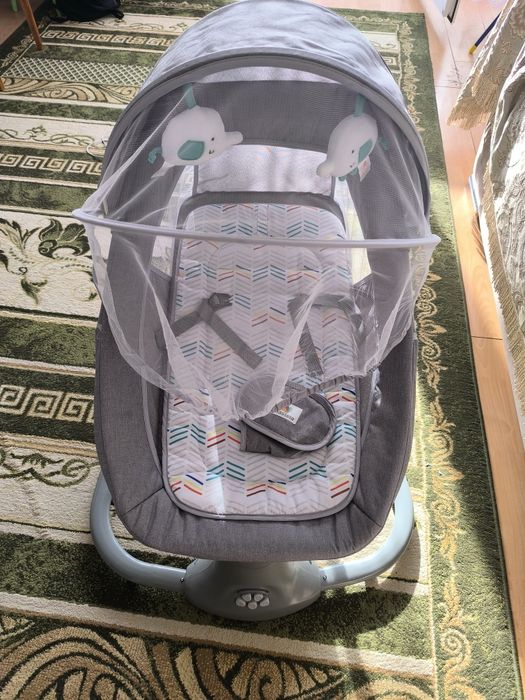 Детский шезлон-электро качалка для малышей