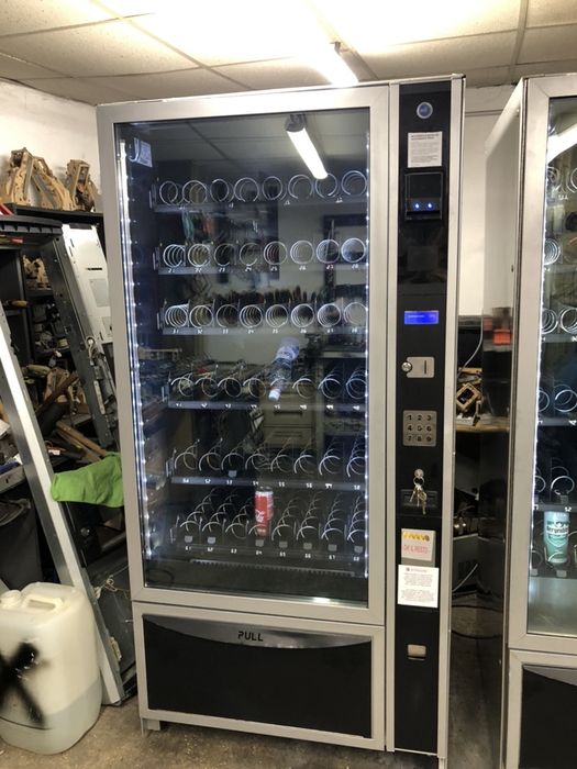 Vindem automate de produse iarp 8 m