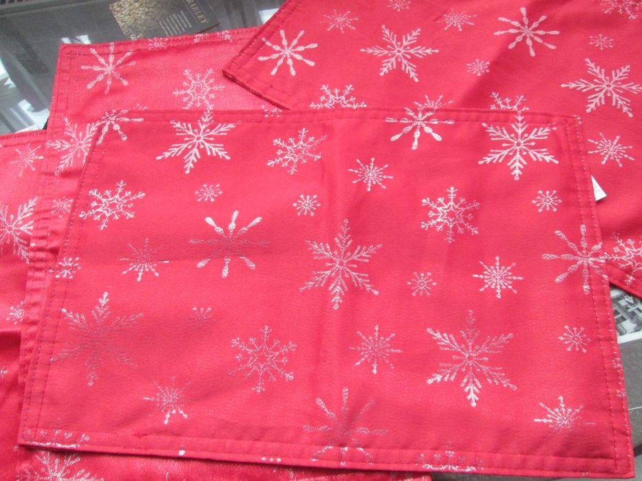 set 4 naproane rosii elegante