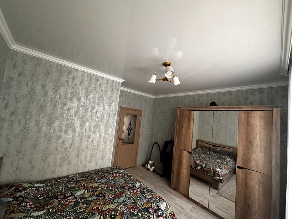 Продам 3 комн, район 20 мкрн