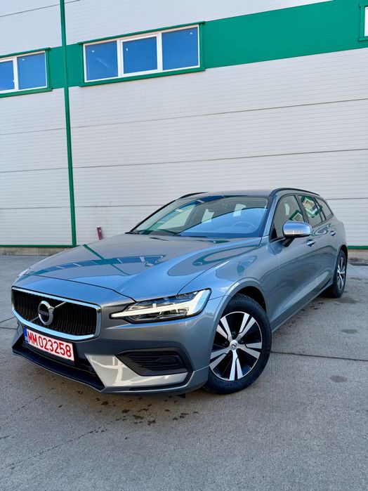 Volvo v60,2020 motor D3 Momentum