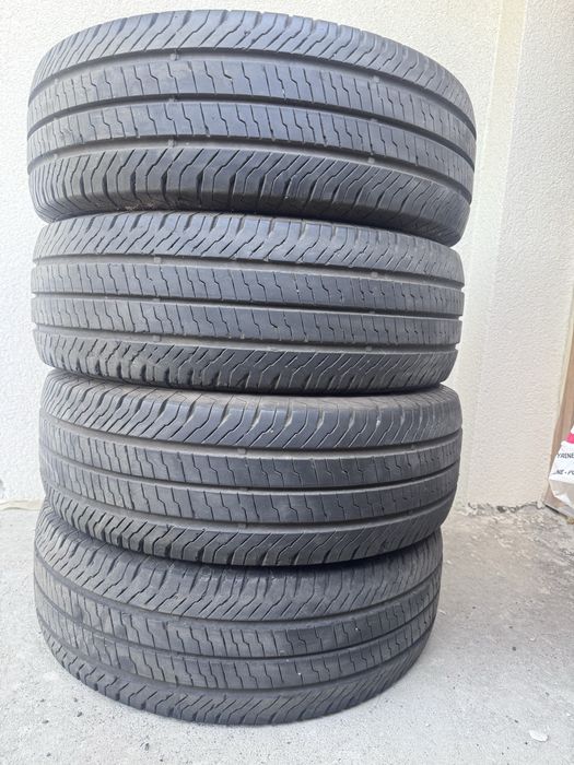 Set anvelope C-uri 215/60 R17 C Continental-pret ptr set