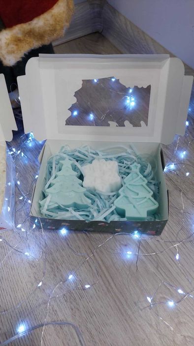 Коледна кутия със сапунчета