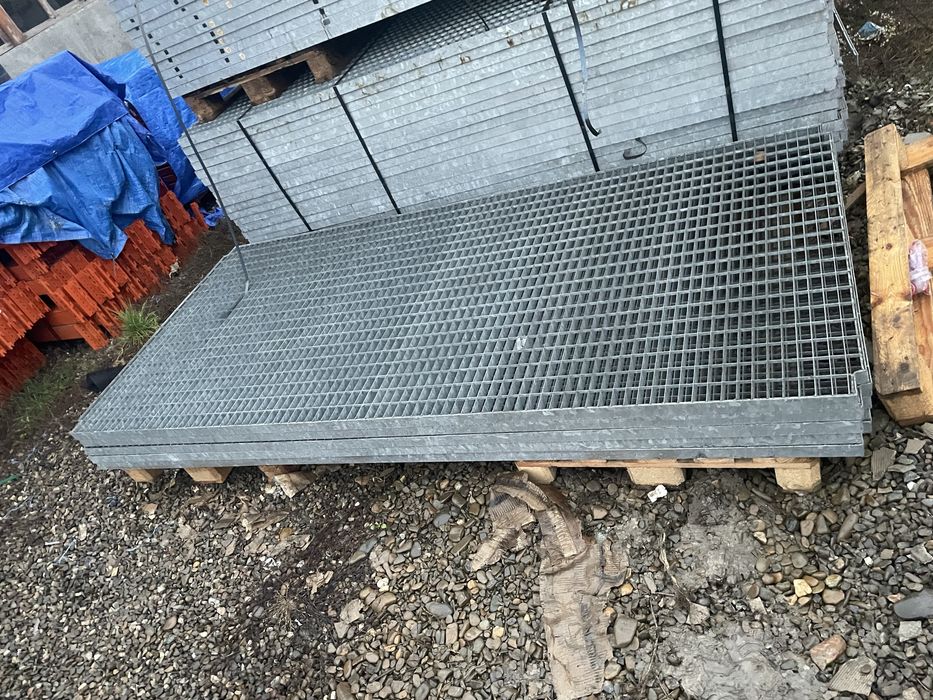 Gratare zincate galvanizate