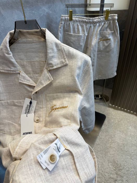 Мъжки къси екипи различни модели