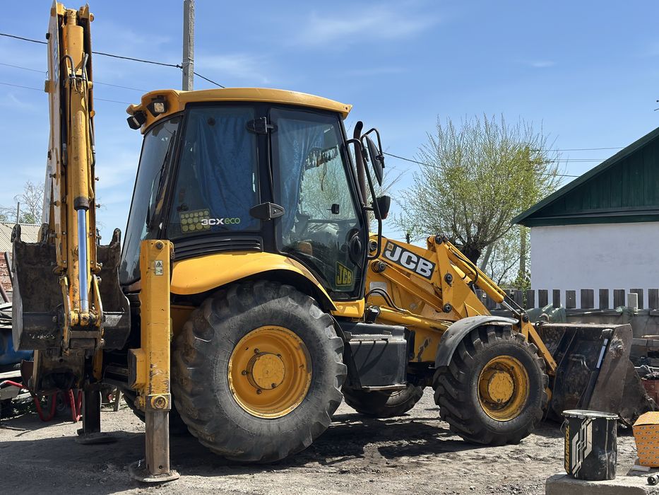 Услуги экскаватор-погрузчика цена договорная