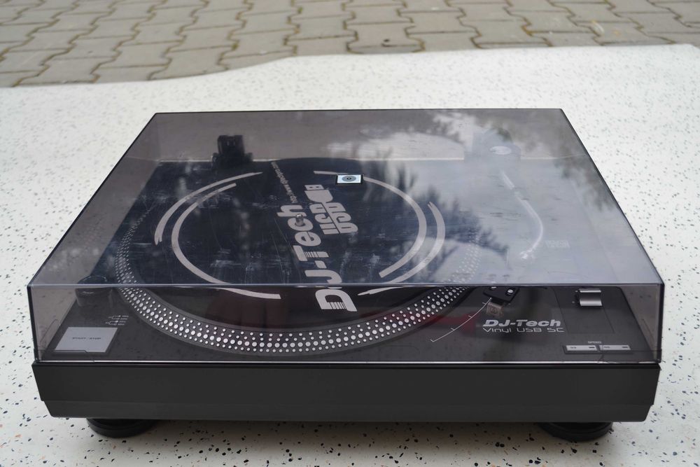 Pick up DJ Tech model Vinyl USB 5 C