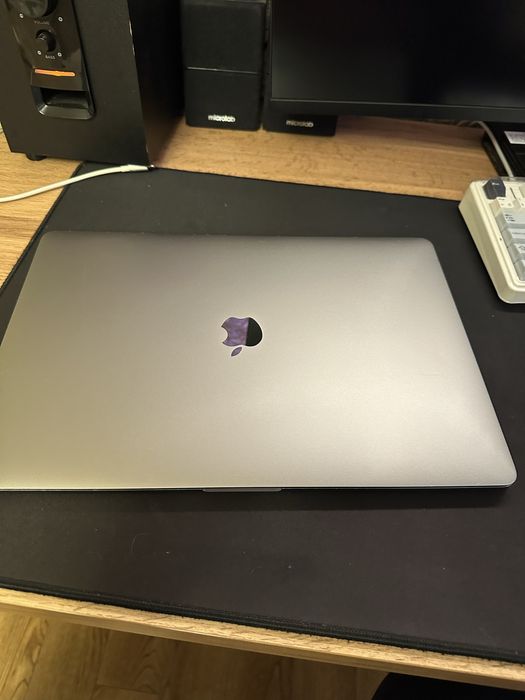 MacBook pro 16 2019