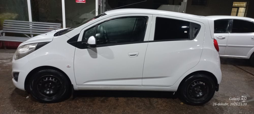 Spark sotiladi arzon narx