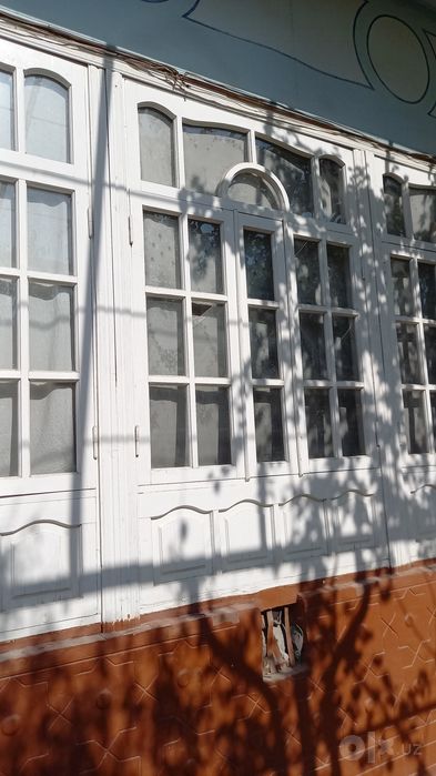 Yoğochli rom. Deraza . 2ta oynadan iborat.