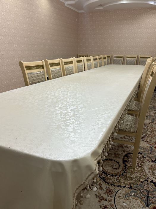 Стол,орындық жақсы жағдайда,таза
