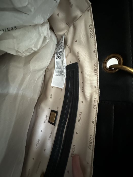 Geanta mare GUESS, Aviana Tote, neagra, noua - cu eticheta