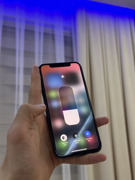 Айфон хс черныйй