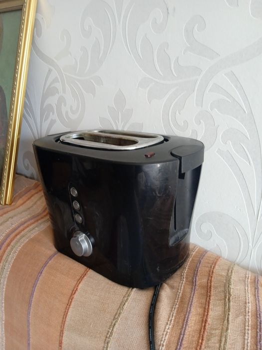 Тостер Phillips  продам