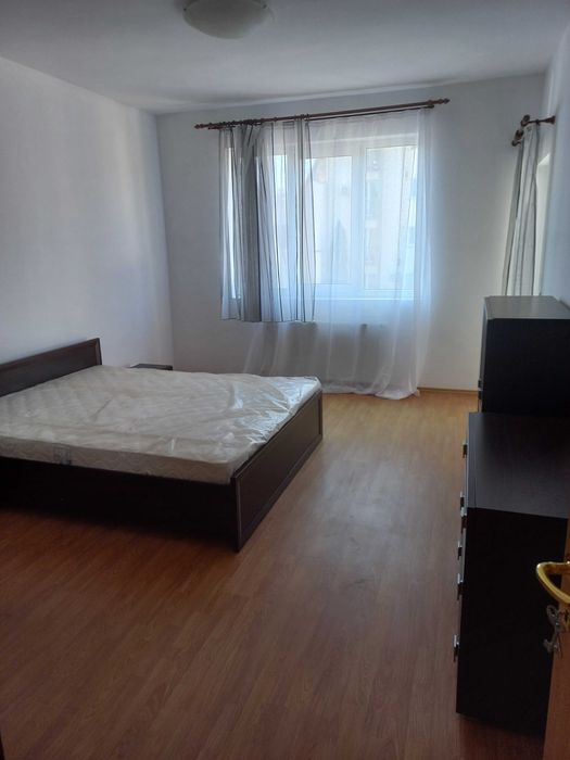 Apartament in asociatie, 2 camere, 70 mp utili, cu parcare in curte interioara, zona centrala