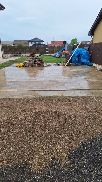 Ház szigetelést vállalok belsömukálatokat  térkövezést  vállalok