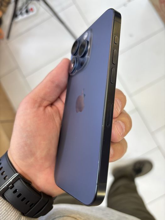 Айфон 15 про 256 гб акб 90%