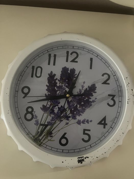 Продам часы настенные