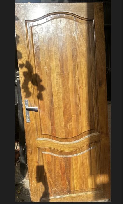 Межкомнатная дверь