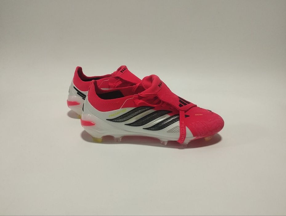 Футбольные бутсы Adidas Predator 2026. 40 размер. Новое