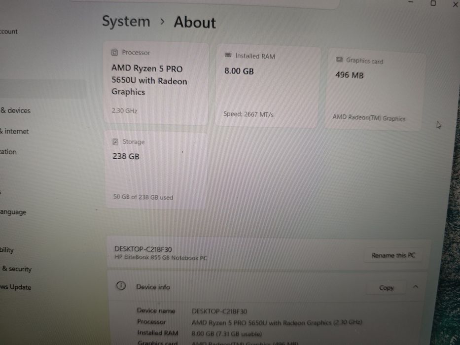 Laptop HP elitebook 15.6" cpu ryzen 5 pro 5650u RAM 8gb ssd 256gb