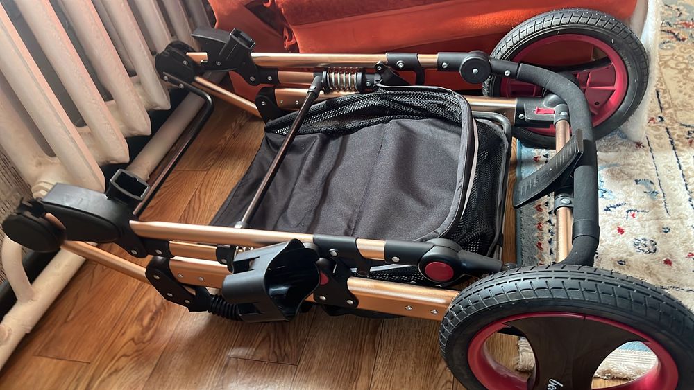 Коляска детская для девочки