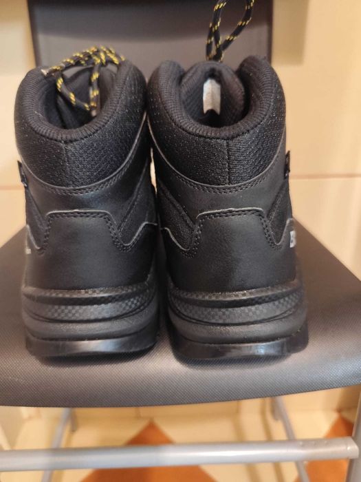 Vand Bocanci Trekking barbati Jack Wolfskin Refugio Texapore Mid