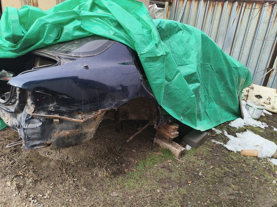 Продам Мазда Кседос 6