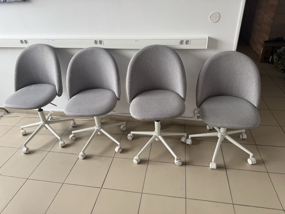 Scaun textil elegant si confortabil Jysk